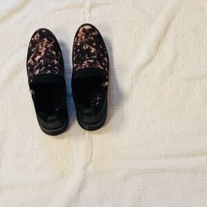 Ladies Bzees 8.5 Shoes